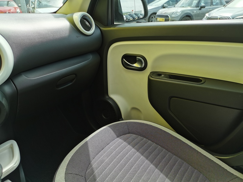 Poignee Interieur Porte Avant Gauche occasion Renault Twingo III